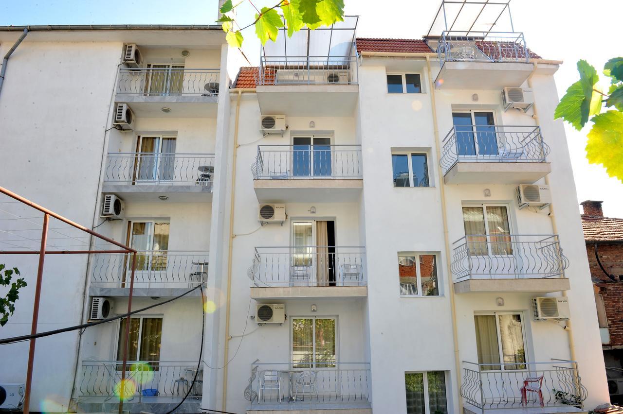 Family Hotel Blazhi Sandanski Esterno foto
